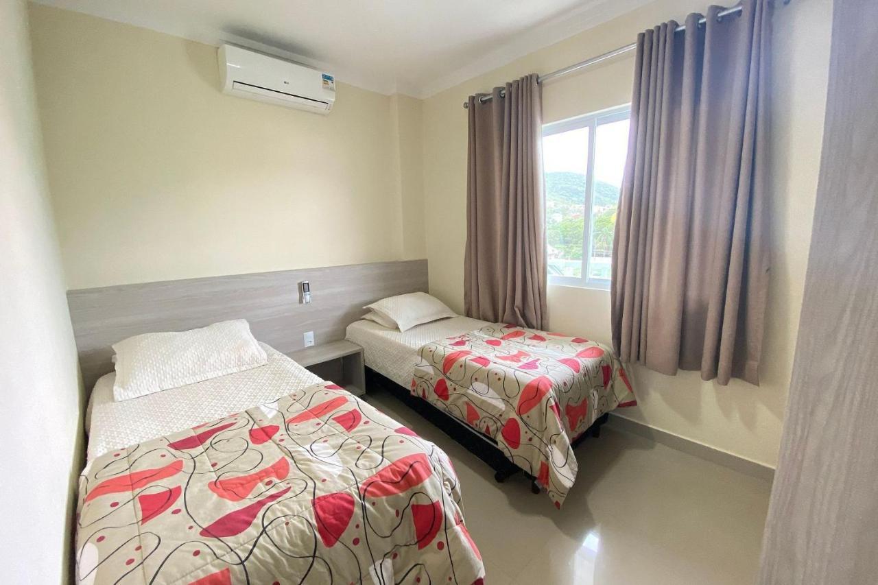 Res Costa Verde บอมบินญัส ภายนอก รูปภาพ
