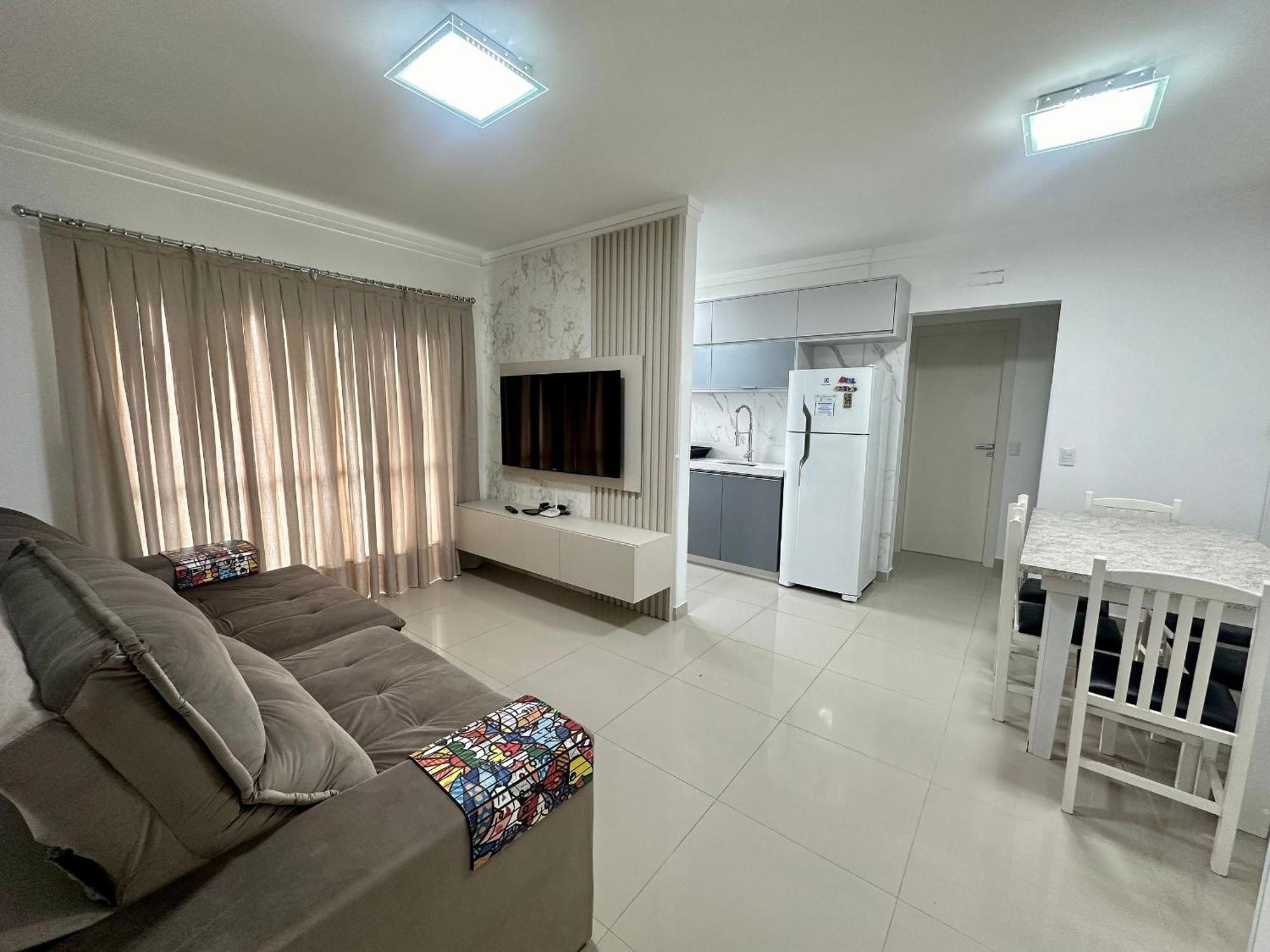 Res Costa Verde บอมบินญัส ภายนอก รูปภาพ