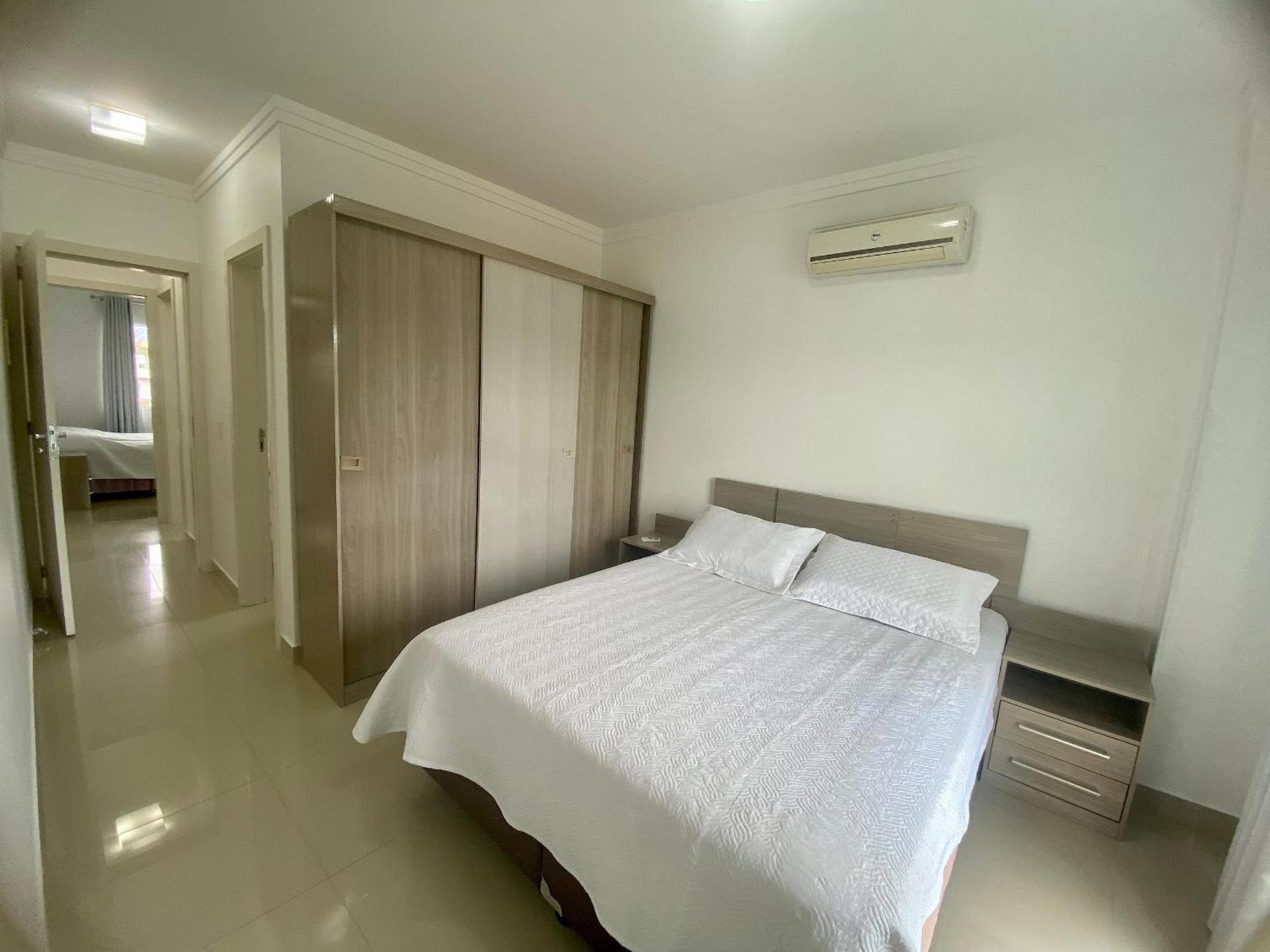 Res Costa Verde บอมบินญัส ภายนอก รูปภาพ