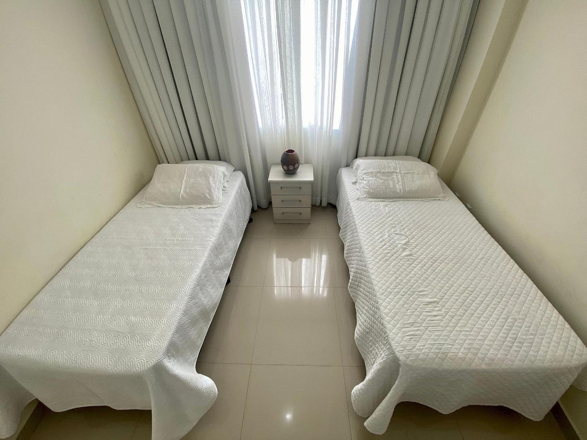 Res Costa Verde บอมบินญัส ภายนอก รูปภาพ
